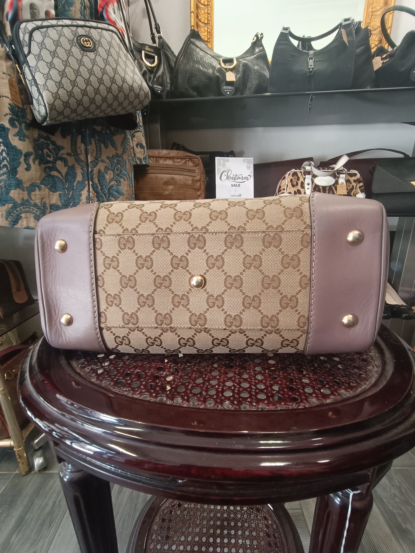 Gucci