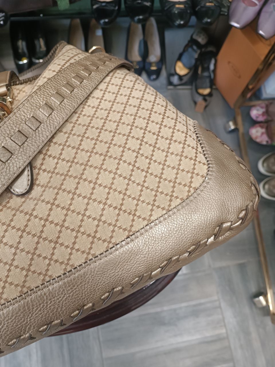 Gucci